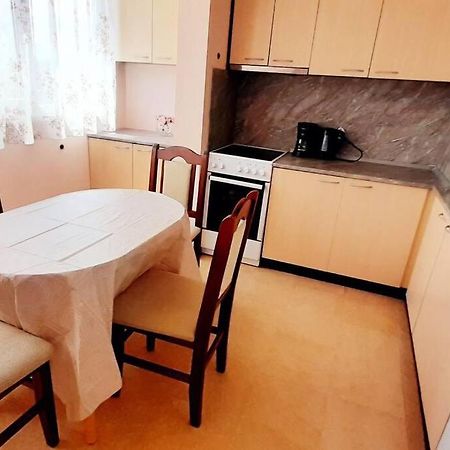Soc Apartment Close To The Center Burgas Luaran gambar